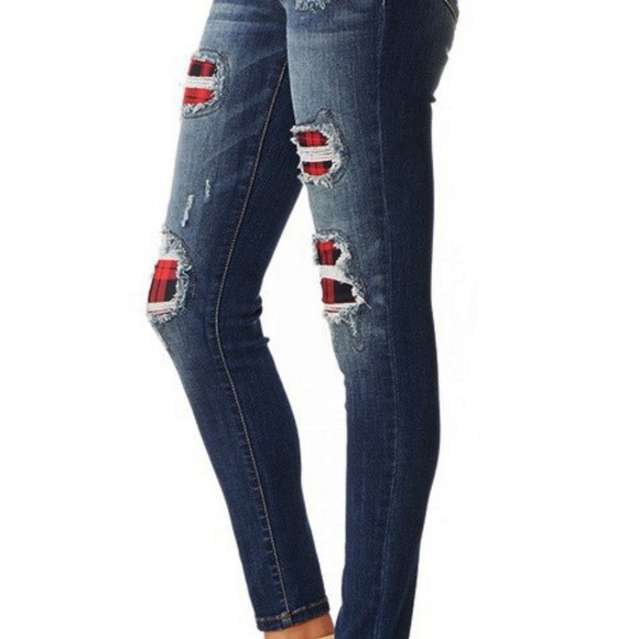 Judy Blue Buffalo Plaid Patch Distressed Jeans - Picture 7 of 8
